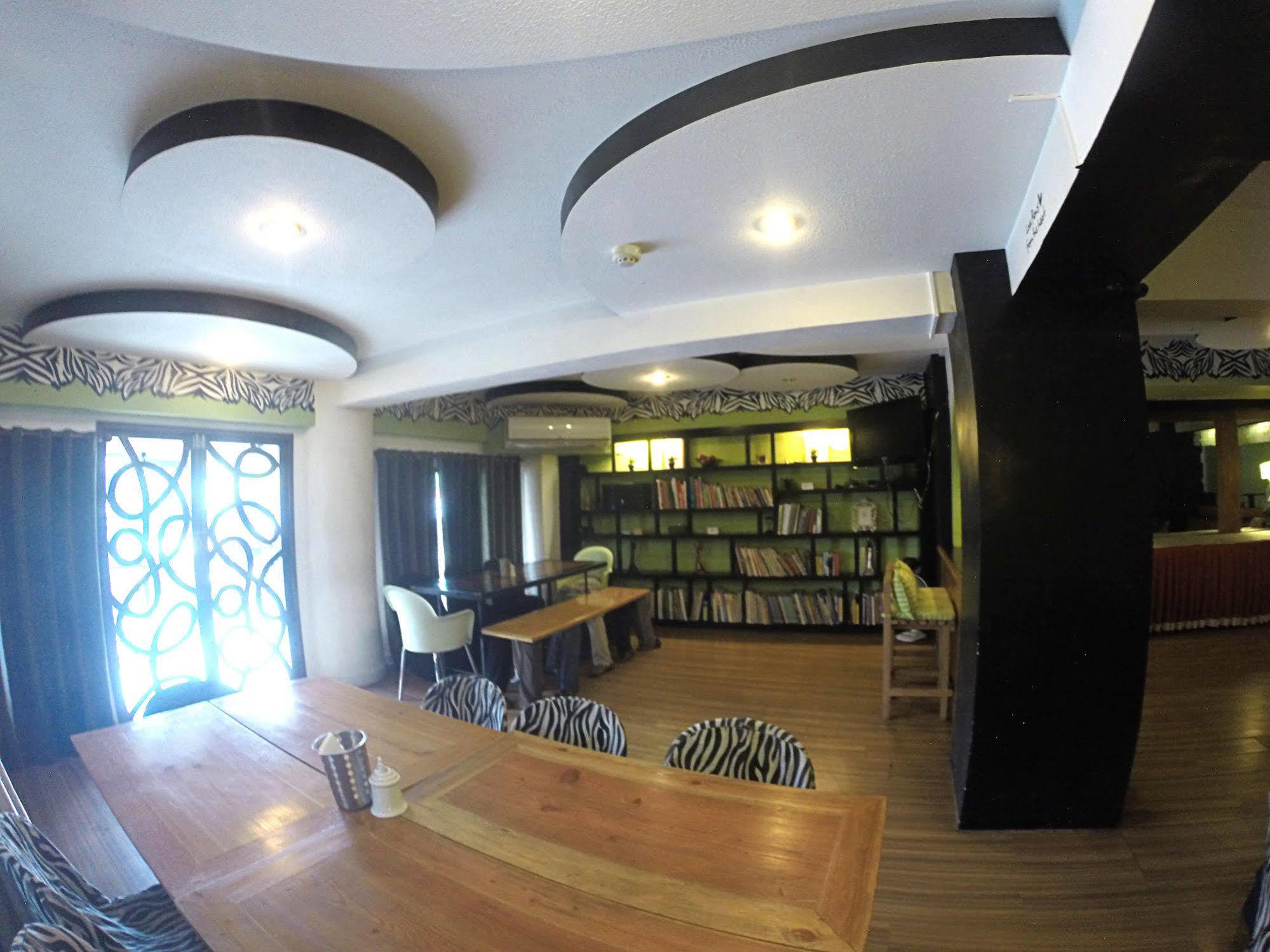 Urban Inn Iloilo Εξωτερικό φωτογραφία
